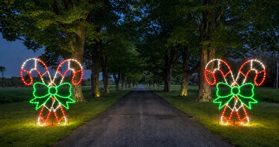 candy_cane_driveway_550px_wide.png